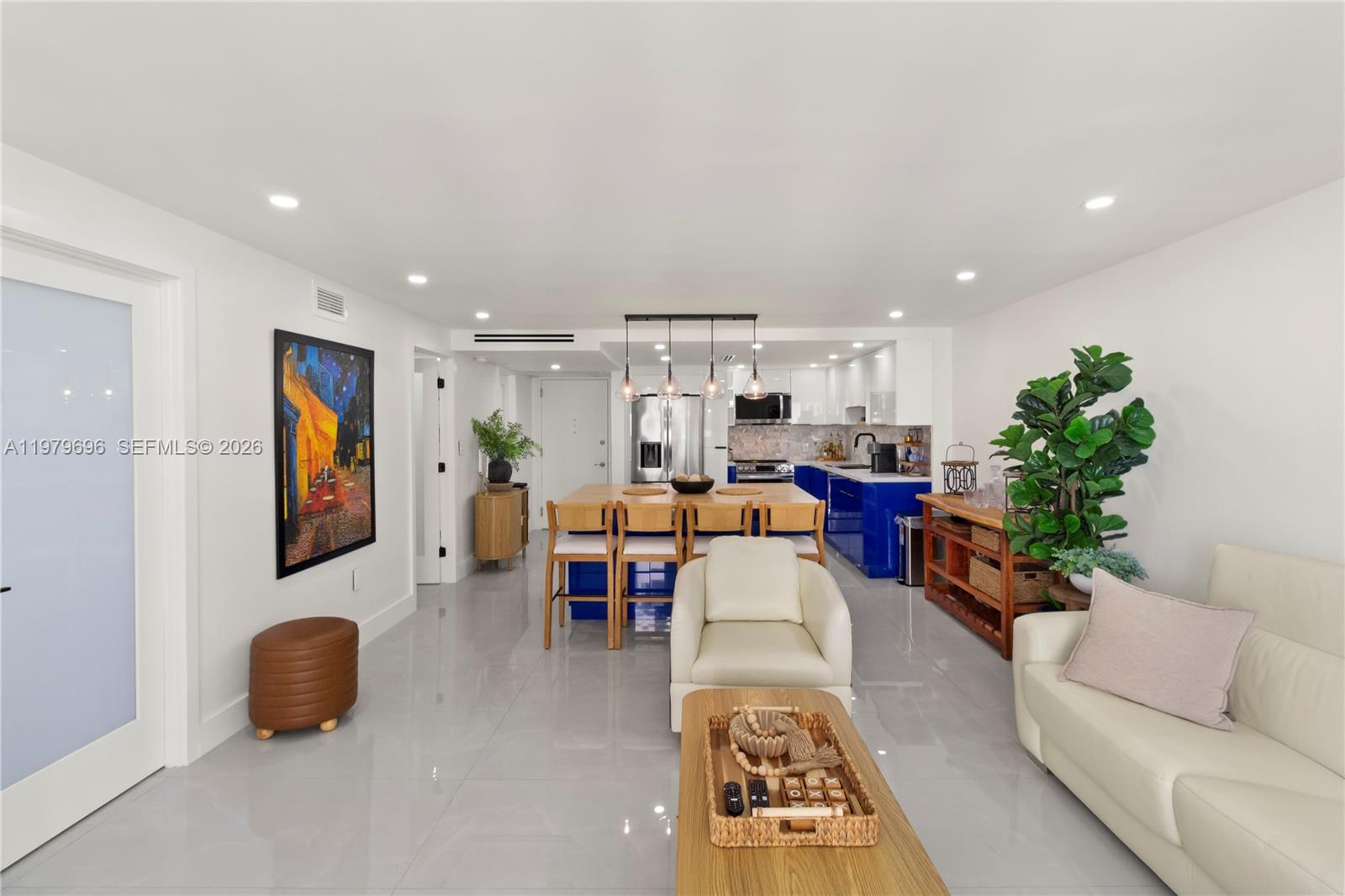 ARLEN BEACH CONDO - Residential
