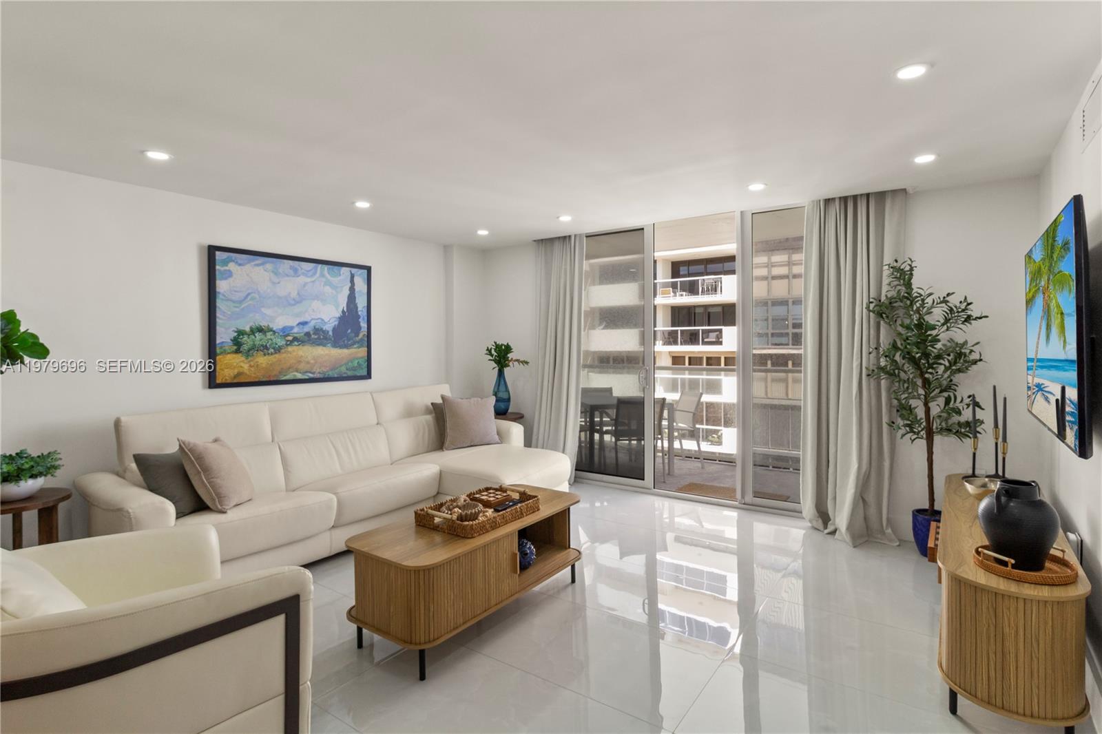 ARLEN BEACH CONDO - Residential
