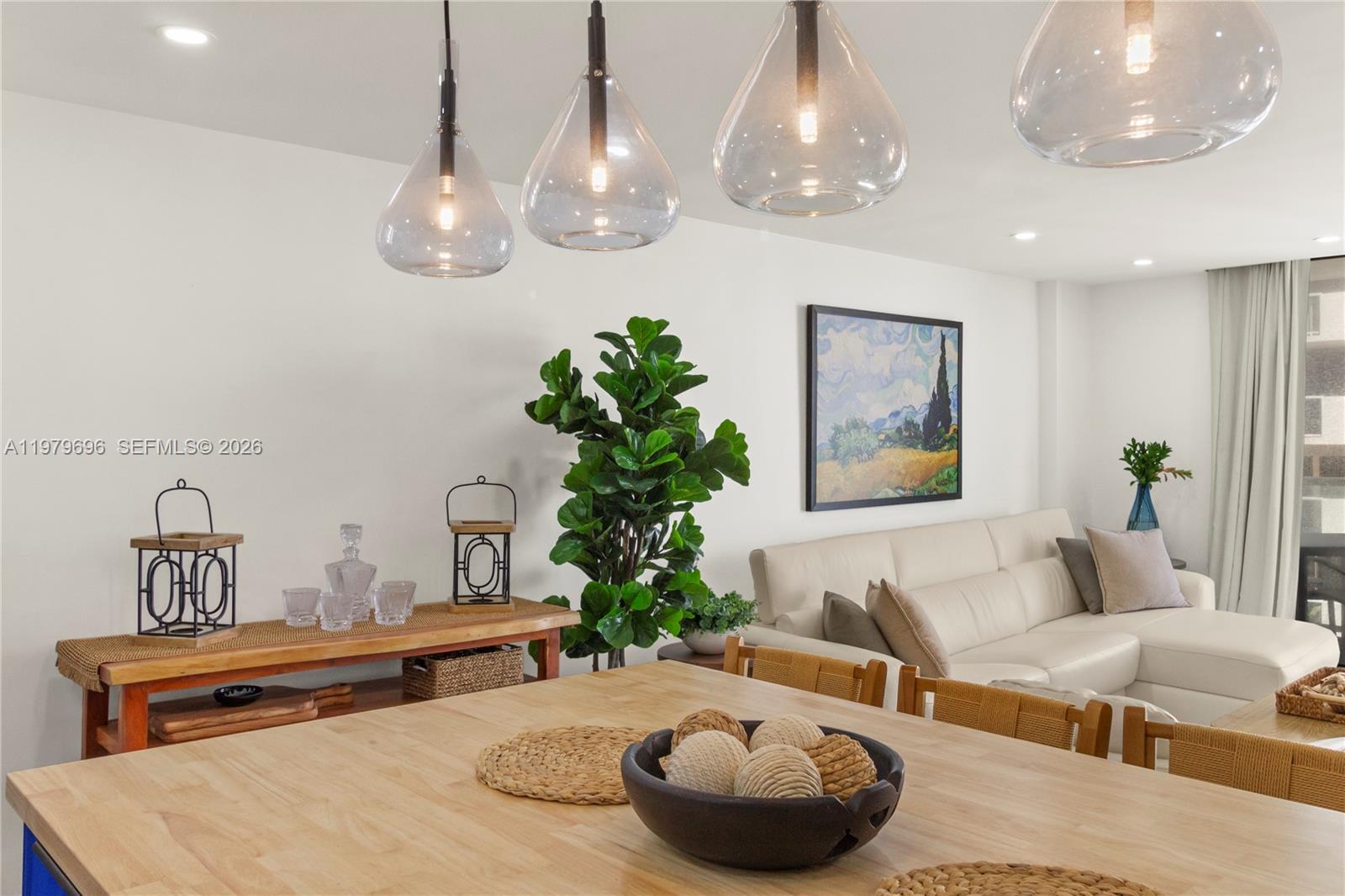 ARLEN BEACH CONDO - Residential