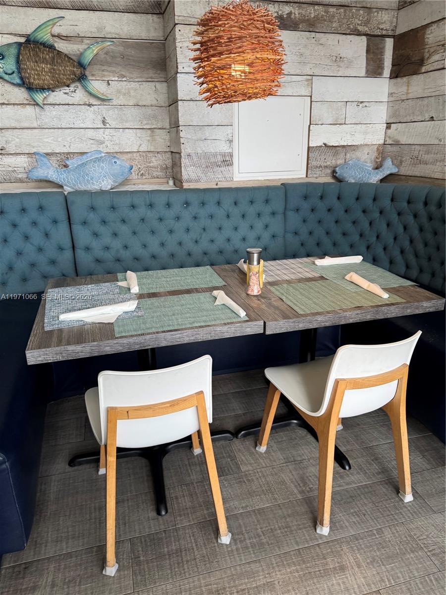 TDR TOWER II CONDO - Residential Lease