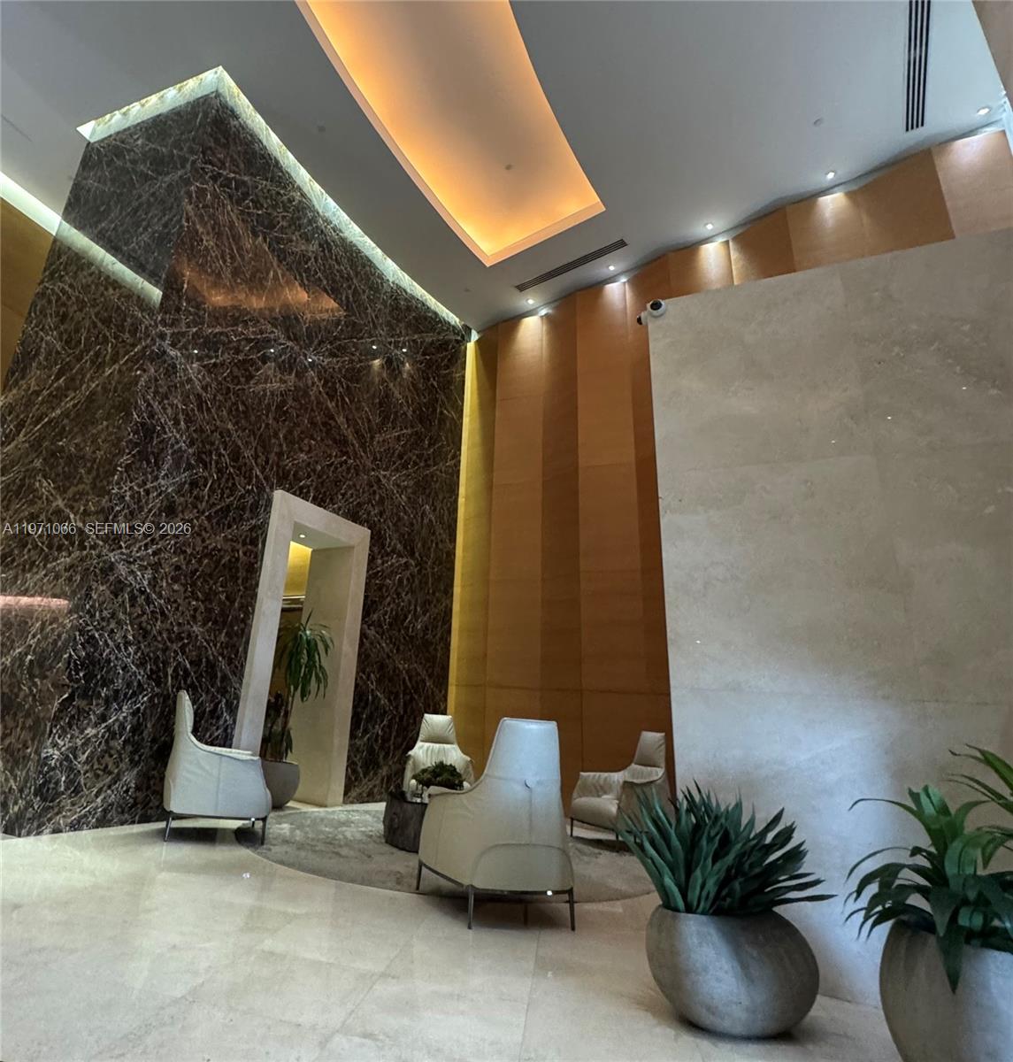 TDR TOWER II CONDO - Residential Lease