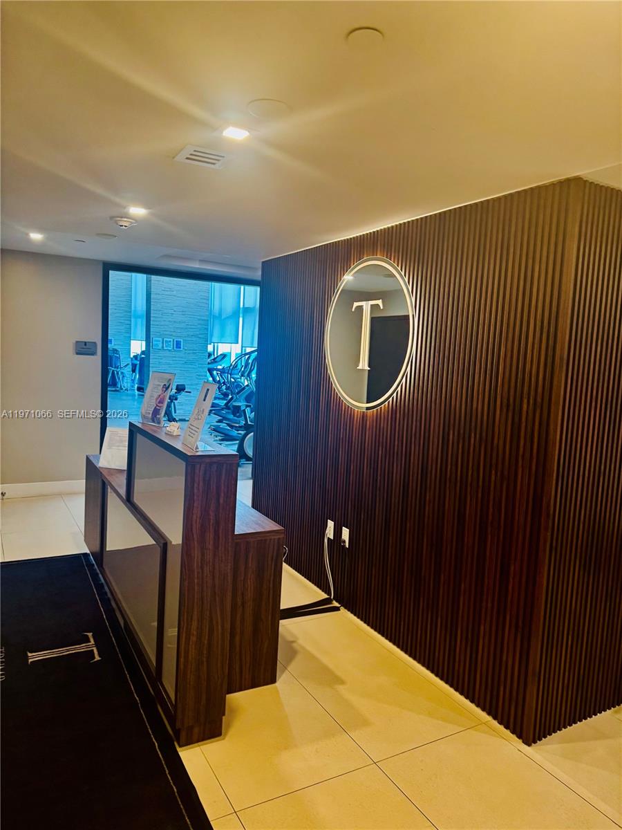 TDR TOWER II CONDO - Residential Lease