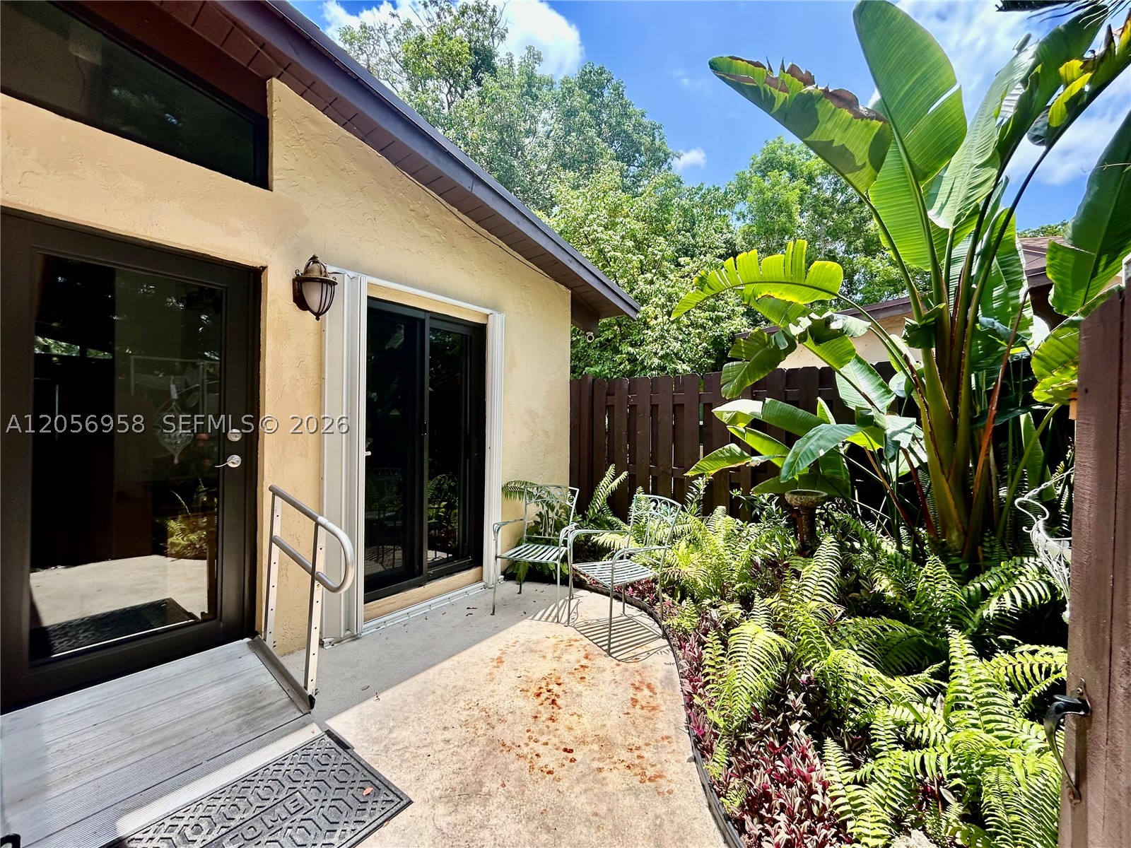 151 Essex Rd 4-30