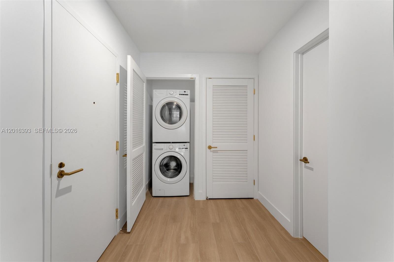THE STANDARD RESIDENCES - Residential