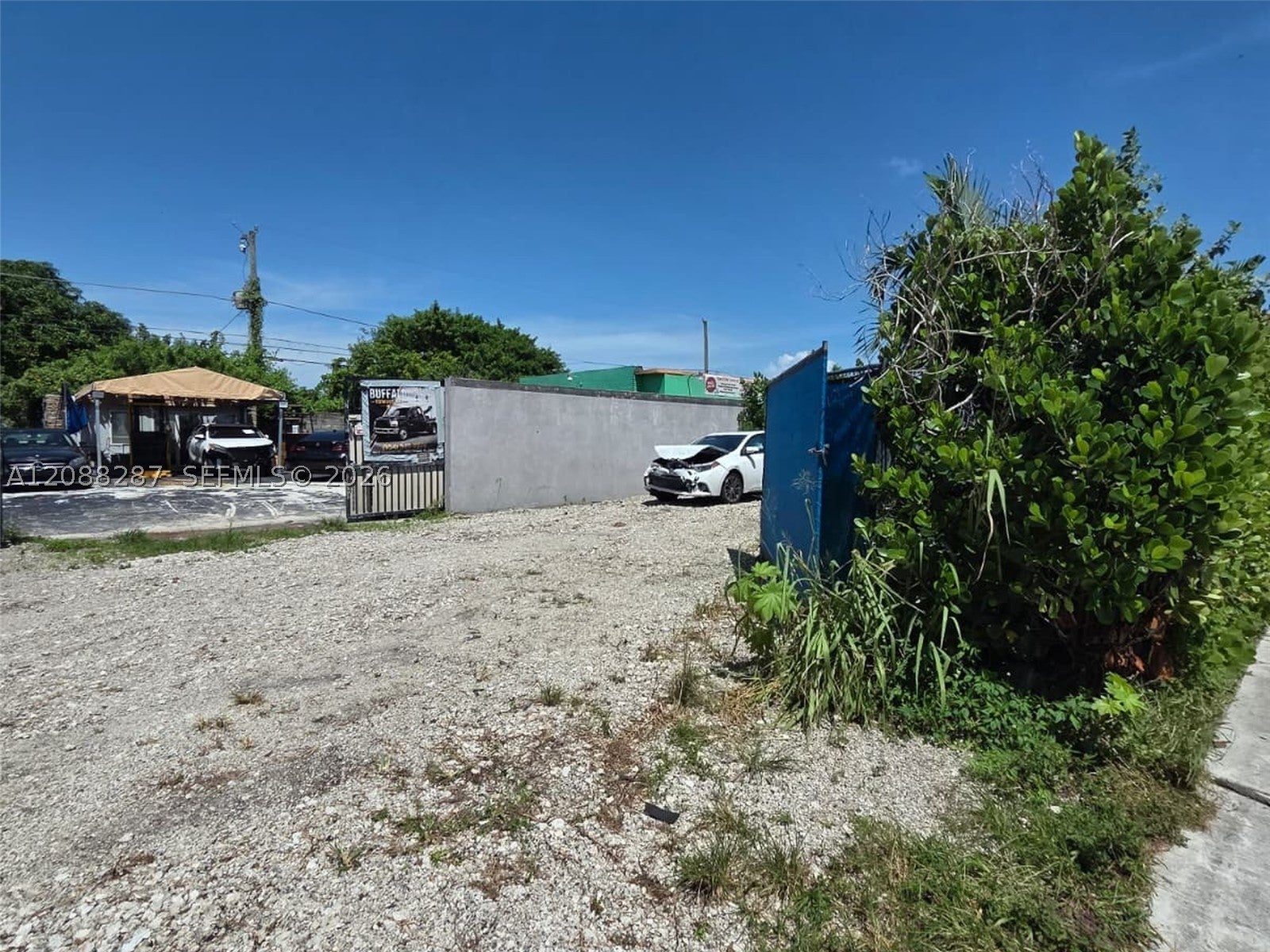 5315 Pembroke Rd