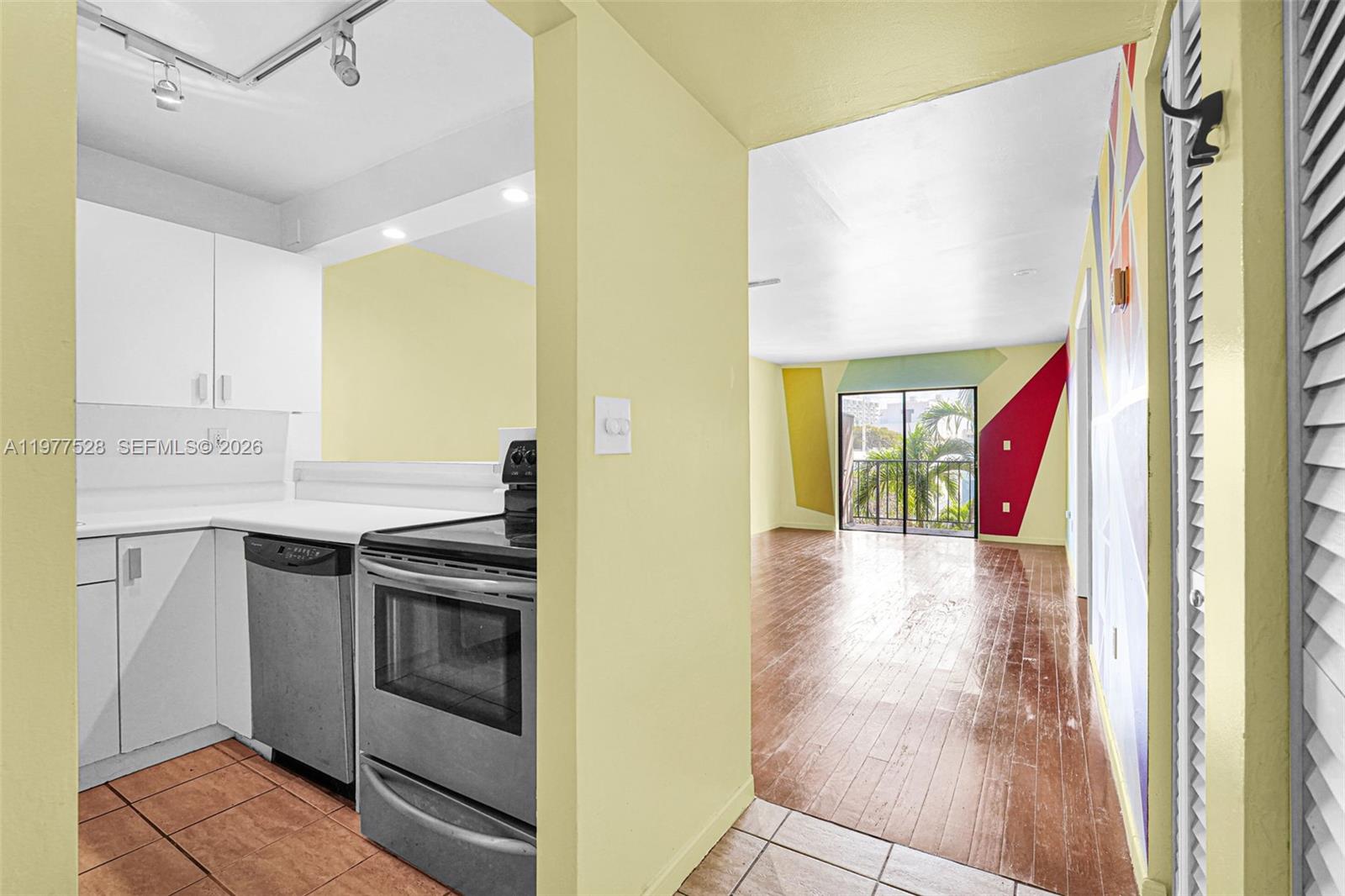 Eastview Villas - Residential