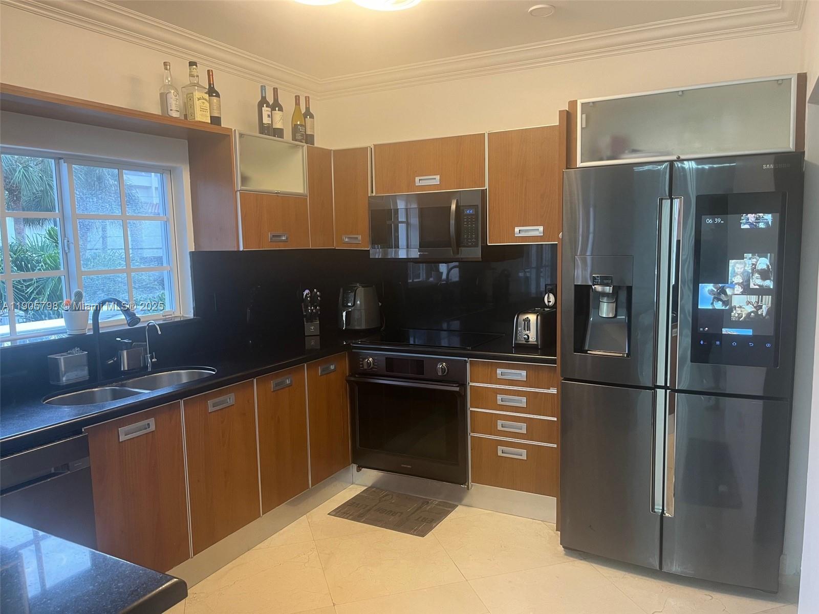 EASTERN MARINE CONDO - Residential Lease