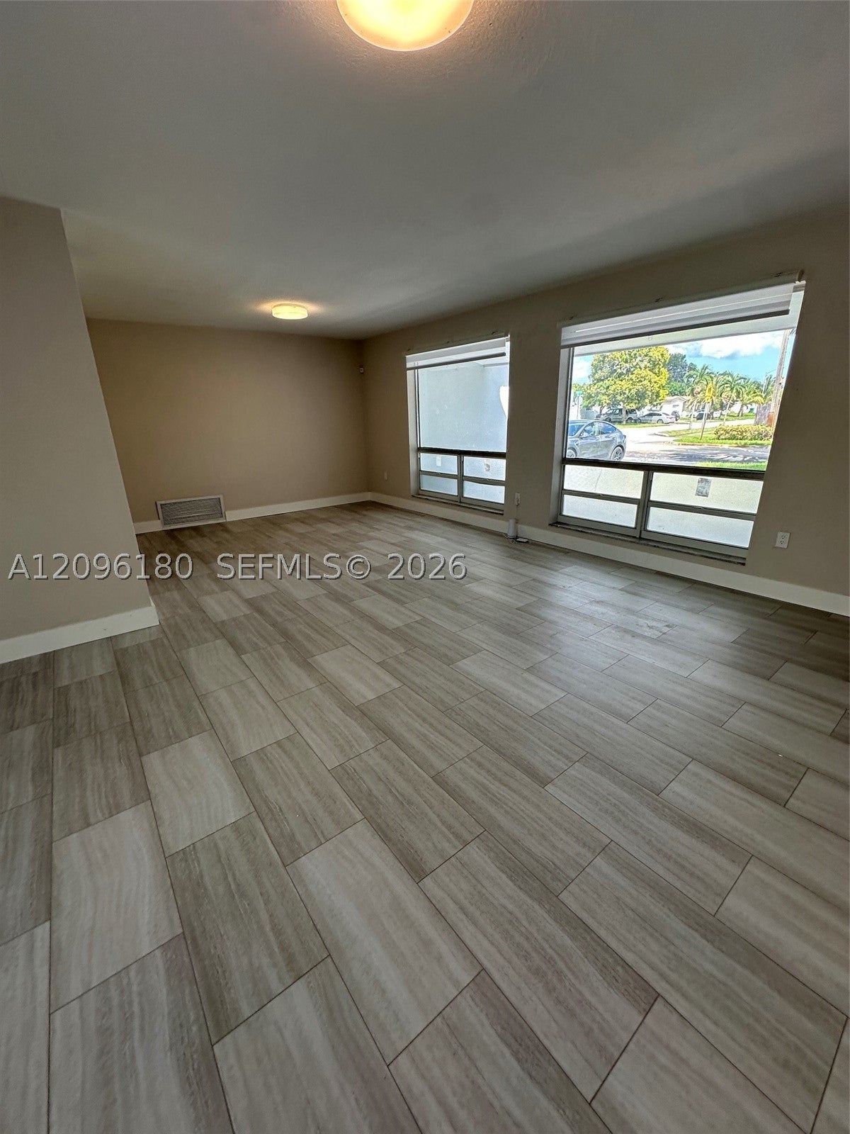 View photos, virtual tours, details... 3608 Island Dr