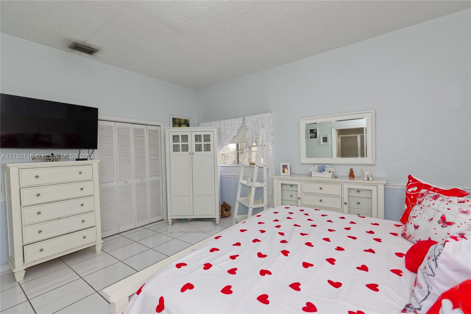 WESTWOOD LAKE 10TH ADDN - Residential