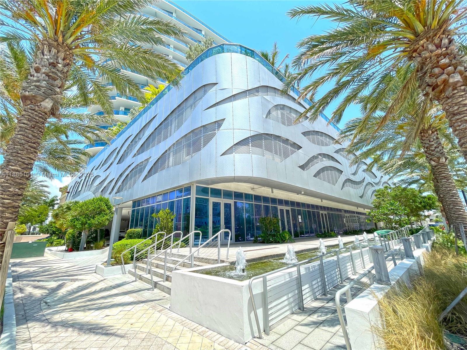 17550 Collins Ave CU-1
