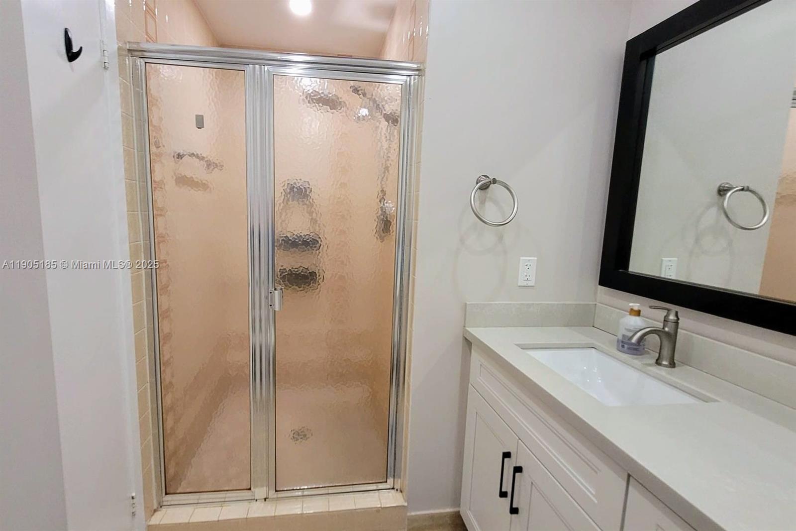 OLYMPUS CONDO PHASE - Residential