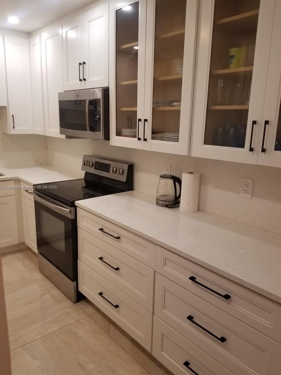 2500 Parkview Dr 2517