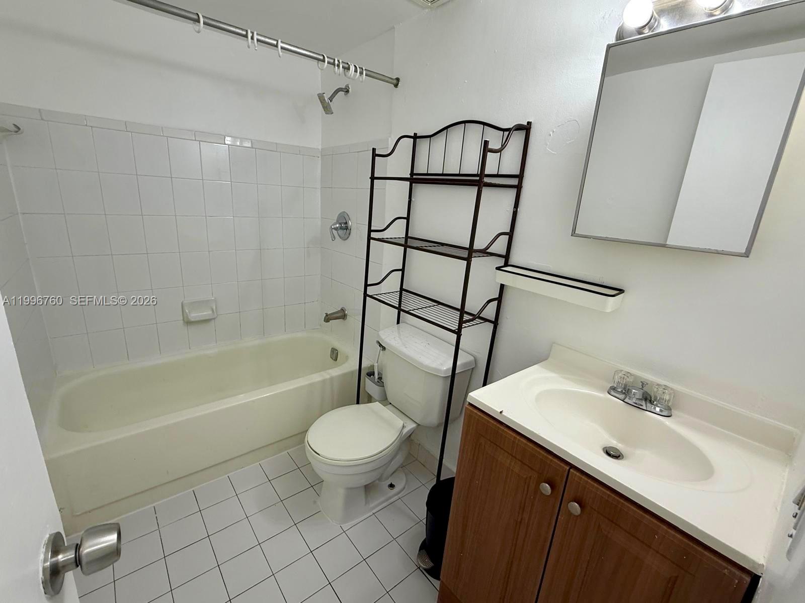 291 NW 177th St C-107