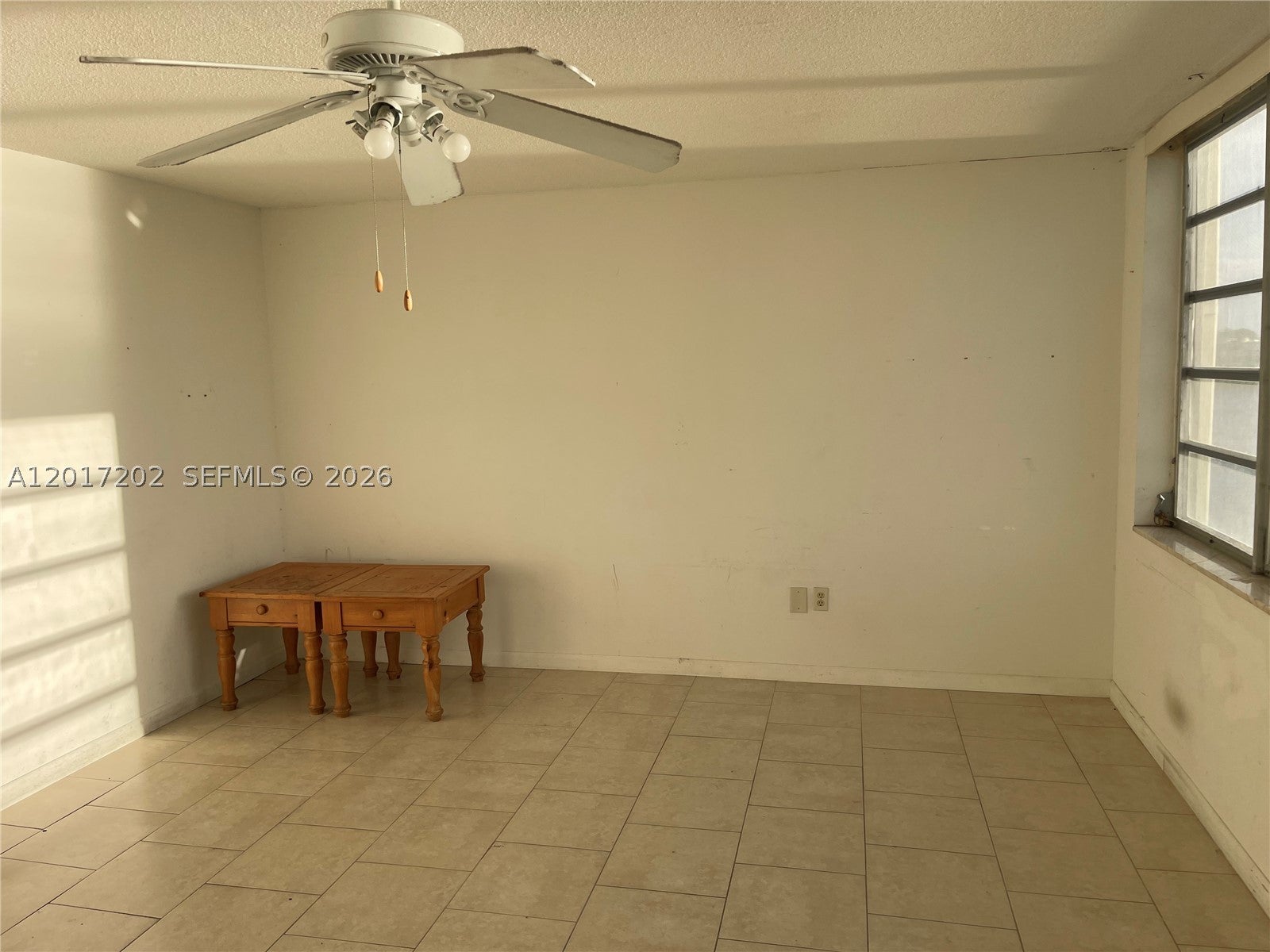 1660 NE 191st St 313-1