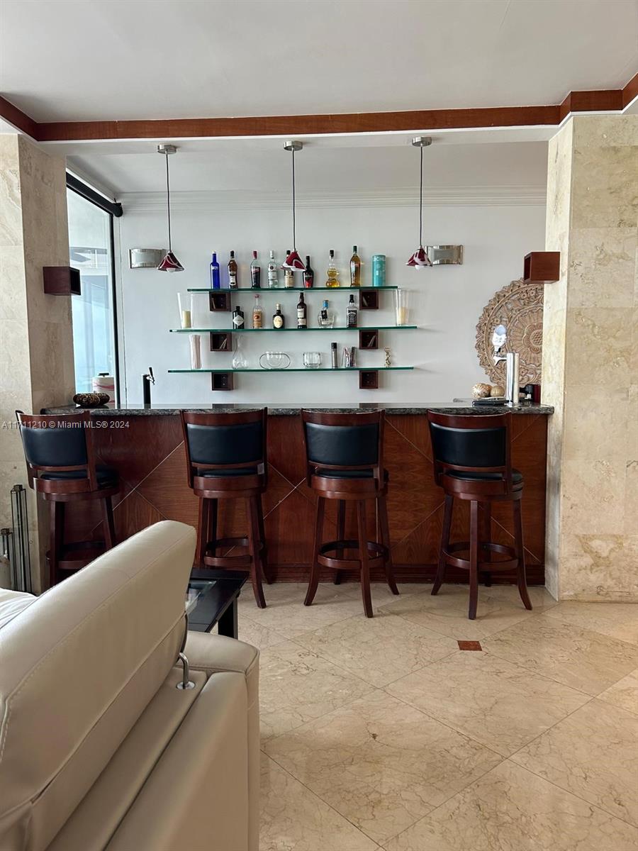 THE DECOPLAGE CONDO - Residential Lease