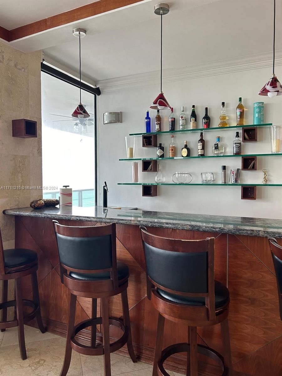 THE DECOPLAGE CONDO - Residential Lease