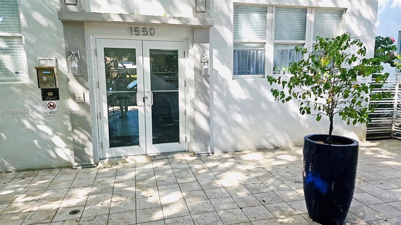 OHIO APARTMENT BLDG CONDO - Residential Lease