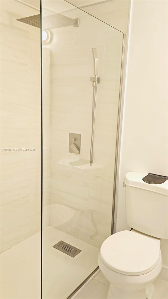 OHIO APARTMENT BLDG CONDO - Residential Lease