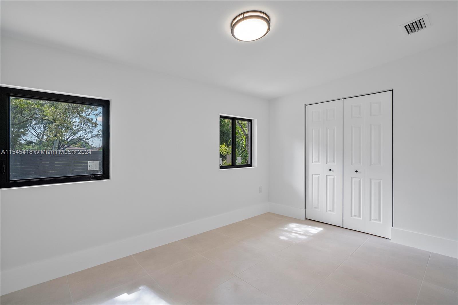 RUCKS PARK - Residential Lease