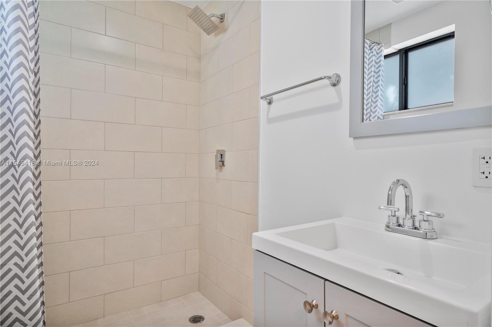 RUCKS PARK - Residential Lease