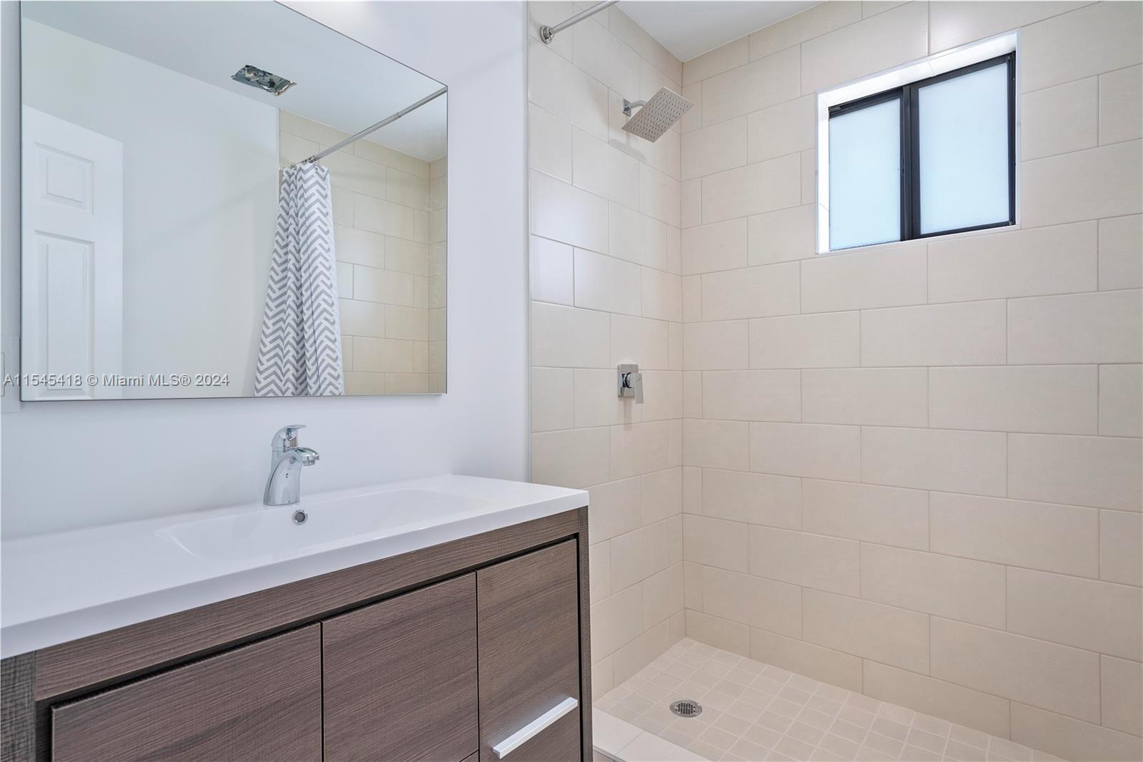 RUCKS PARK - Residential Lease