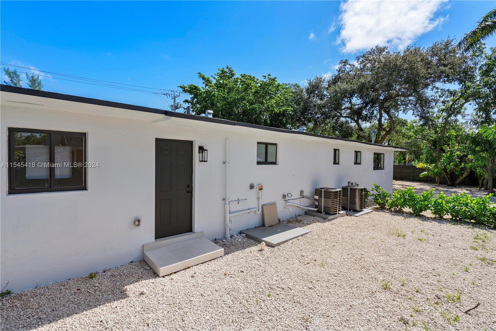 RUCKS PARK - Residential Lease