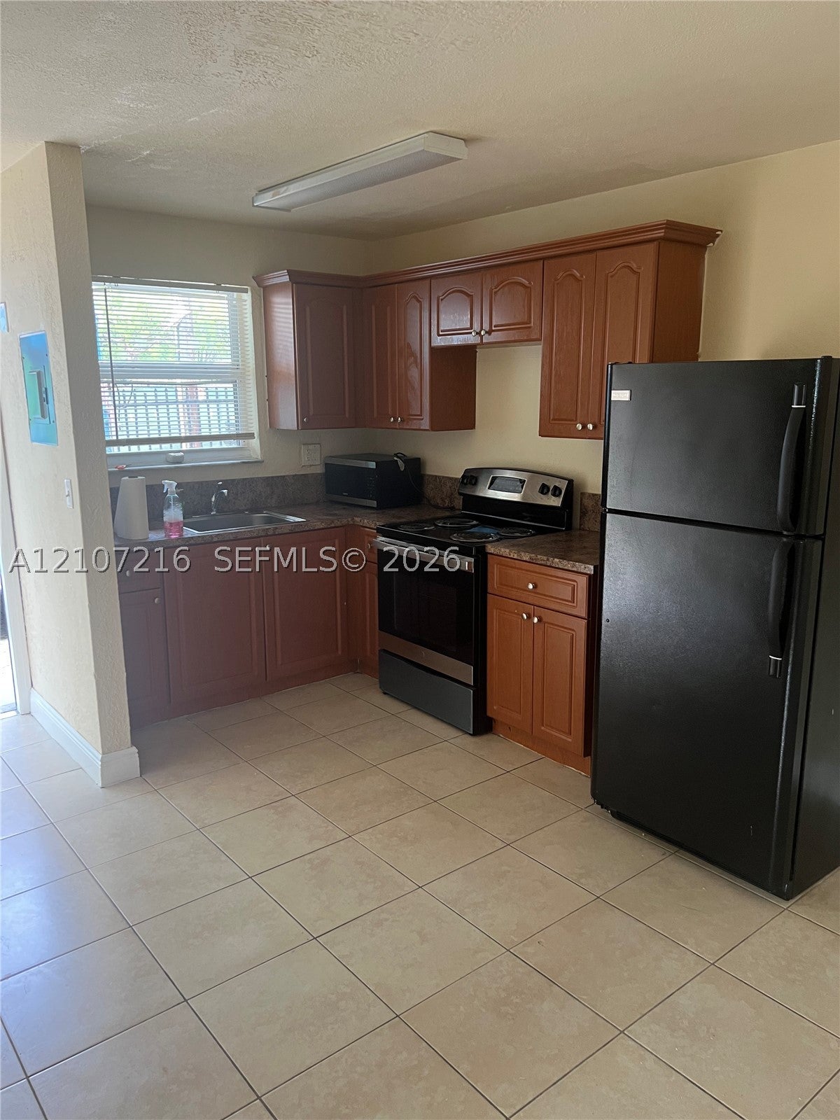 5900 NW 1st Ave 2