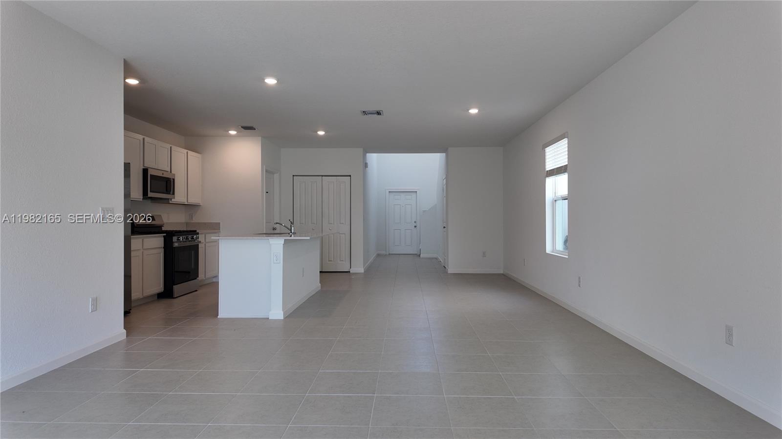 LTC RANCH WEST POD 2 PHAS - Residential Lease