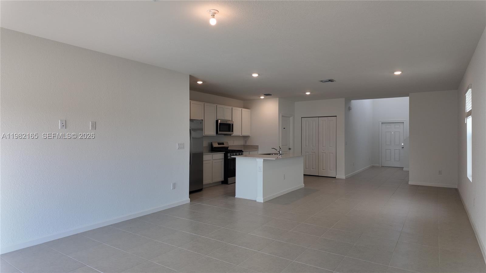 LTC RANCH WEST POD 2 PHAS - Residential Lease