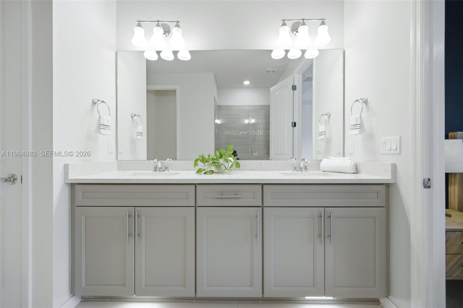 HILLCREST COUNTRY CLUB SO - Residential