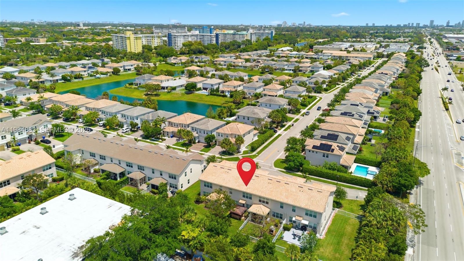 HILLCREST COUNTRY CLUB SO - Residential