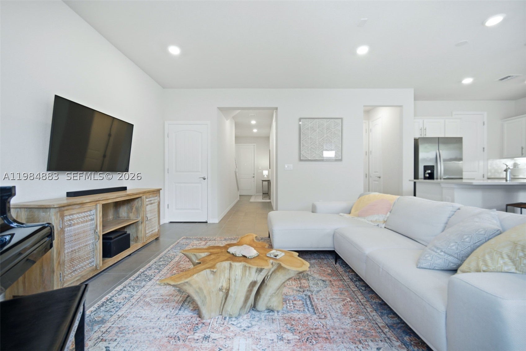 1628 Myrtle Oak Ter