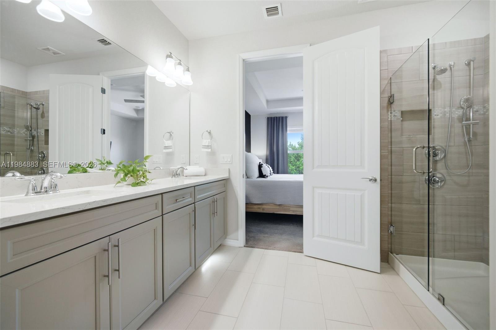 HILLCREST COUNTRY CLUB SO - Residential