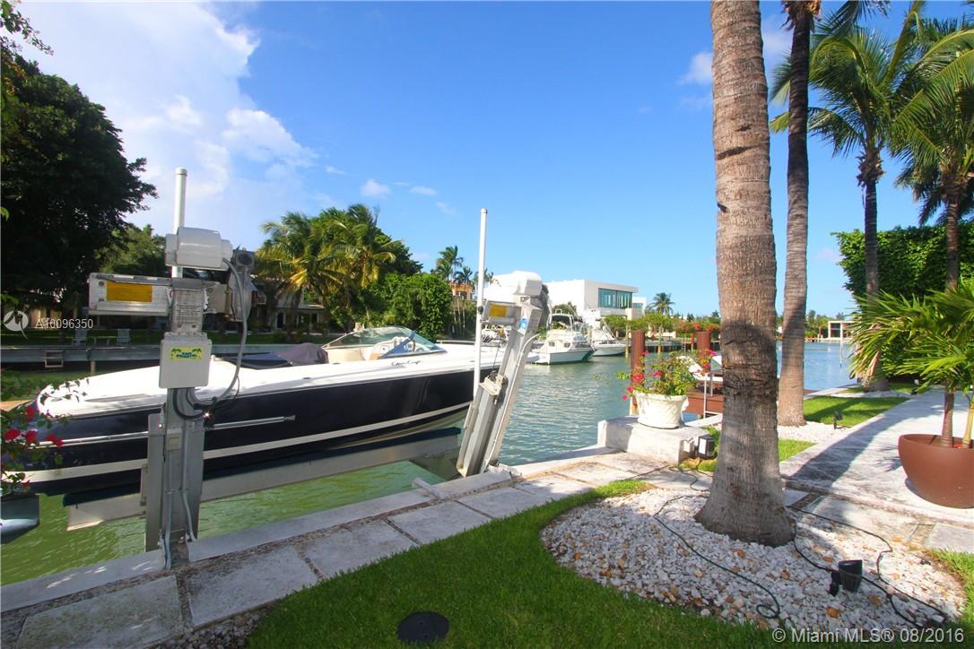 SUNSET ISLANDS-ISLAND NO - Residential