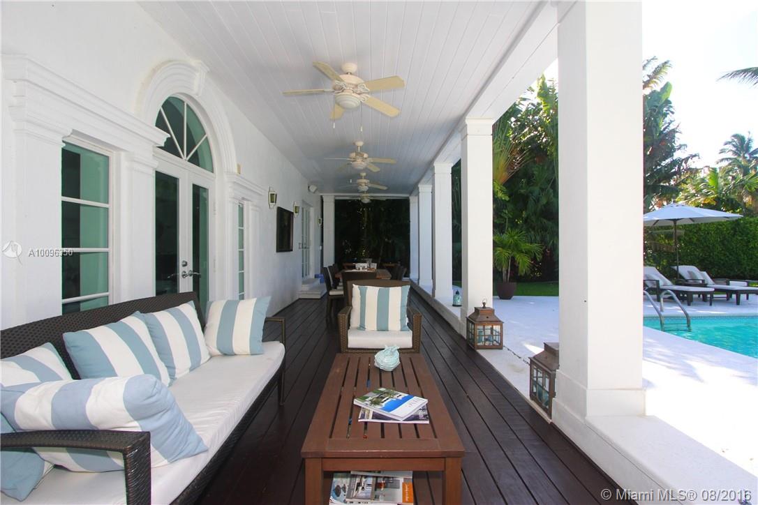 SUNSET ISLANDS-ISLAND NO - Residential