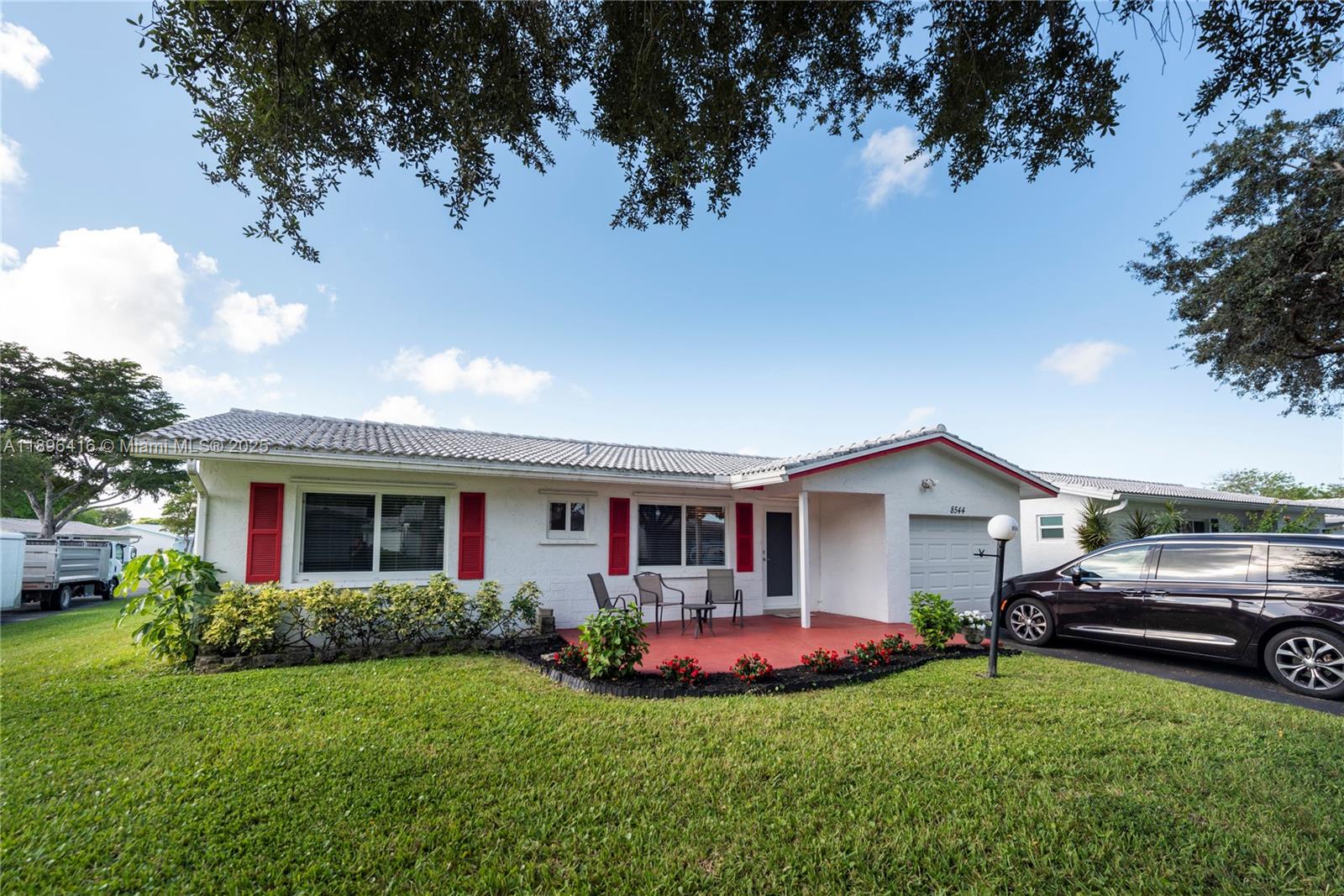 LAUDERDALE WEST 2 SEC - Residential
