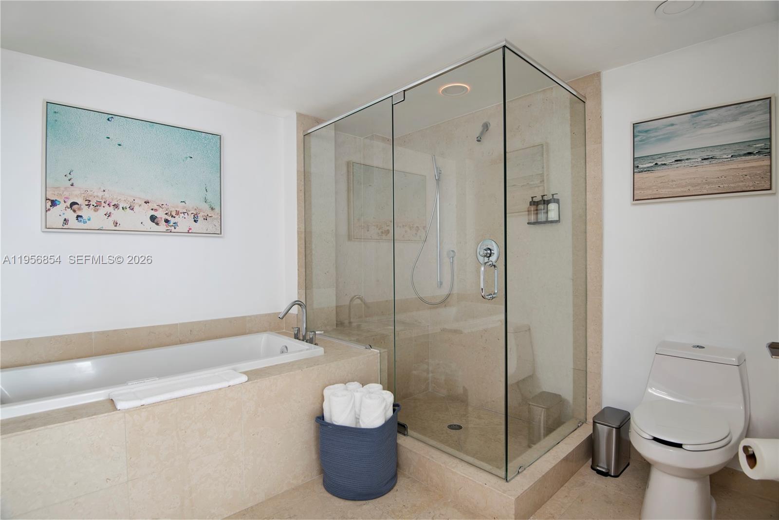 ICON BRICKELL CONDO NO 3 - Residential