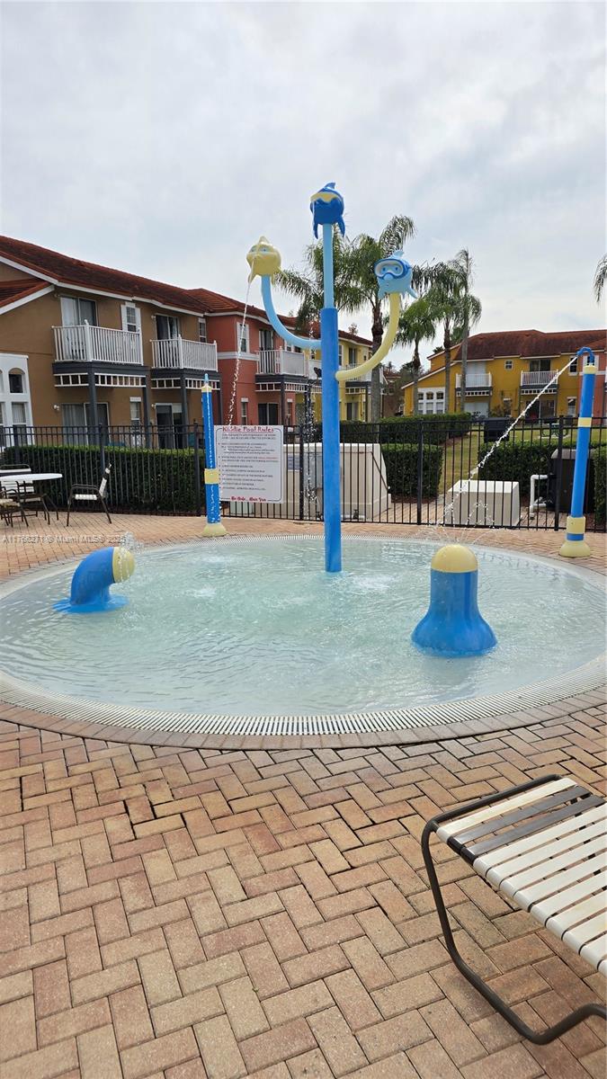 LAKE BERKLEY RESORT VILLAS - Residential