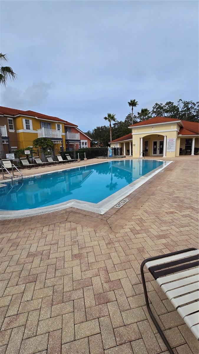 LAKE BERKLEY RESORT VILLAS - Residential