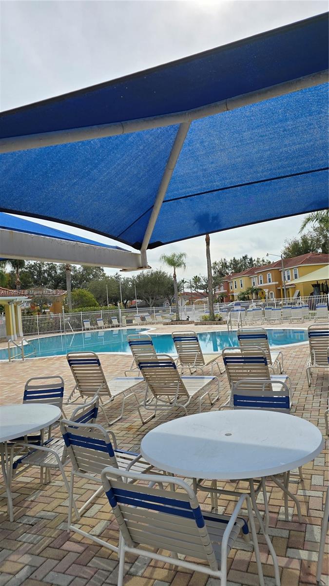 LAKE BERKLEY RESORT VILLAS - Residential