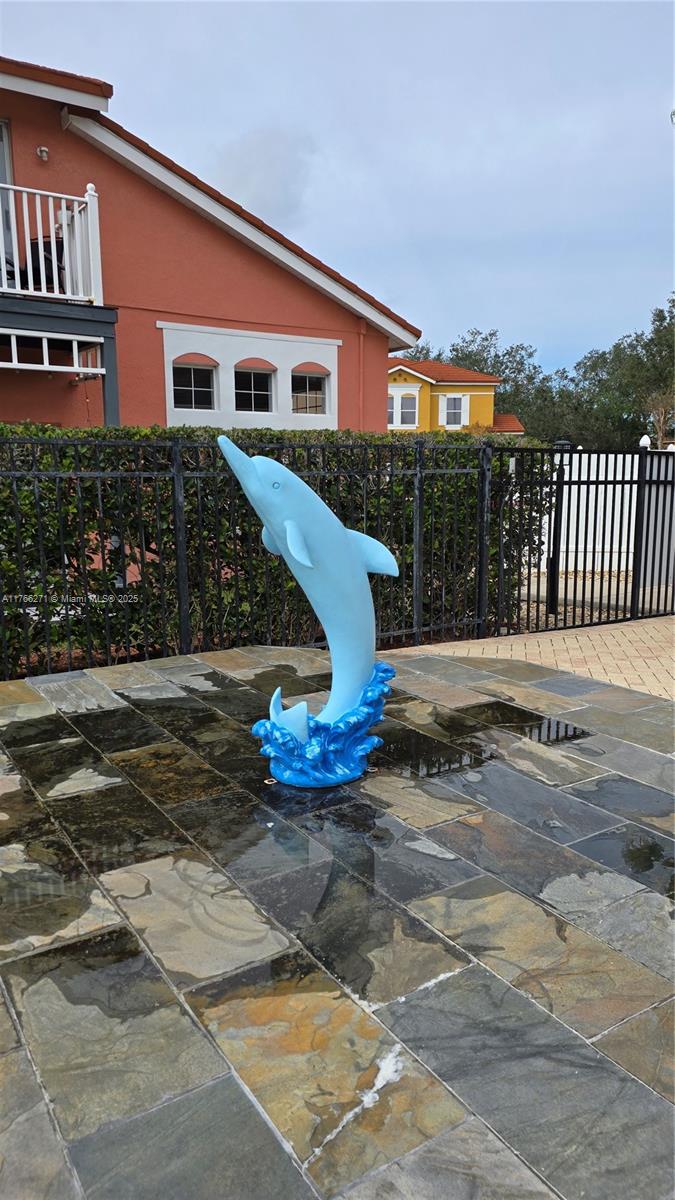 LAKE BERKLEY RESORT VILLAS - Residential