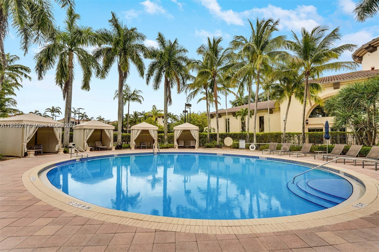 VILLA BARI CONDO - Residential