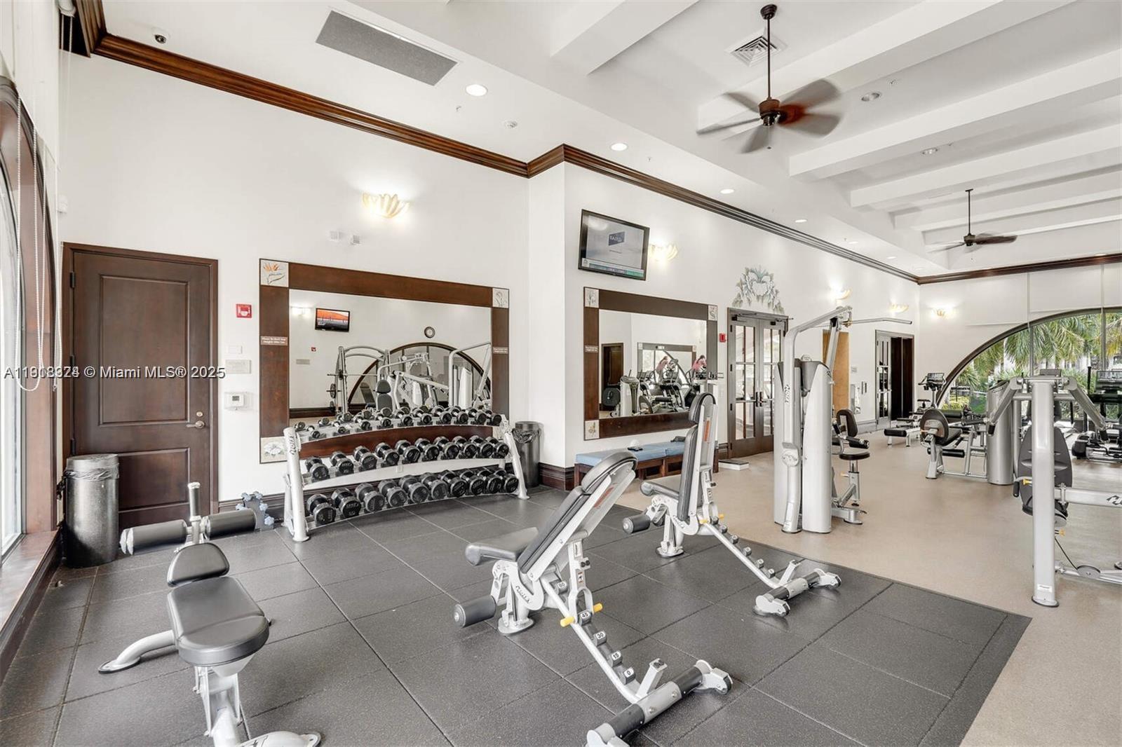 VILLA BARI CONDO - Residential