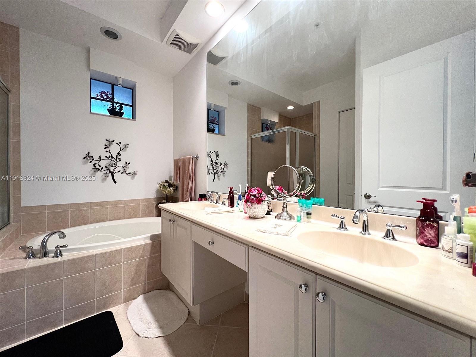 VILLA BARI CONDO - Residential