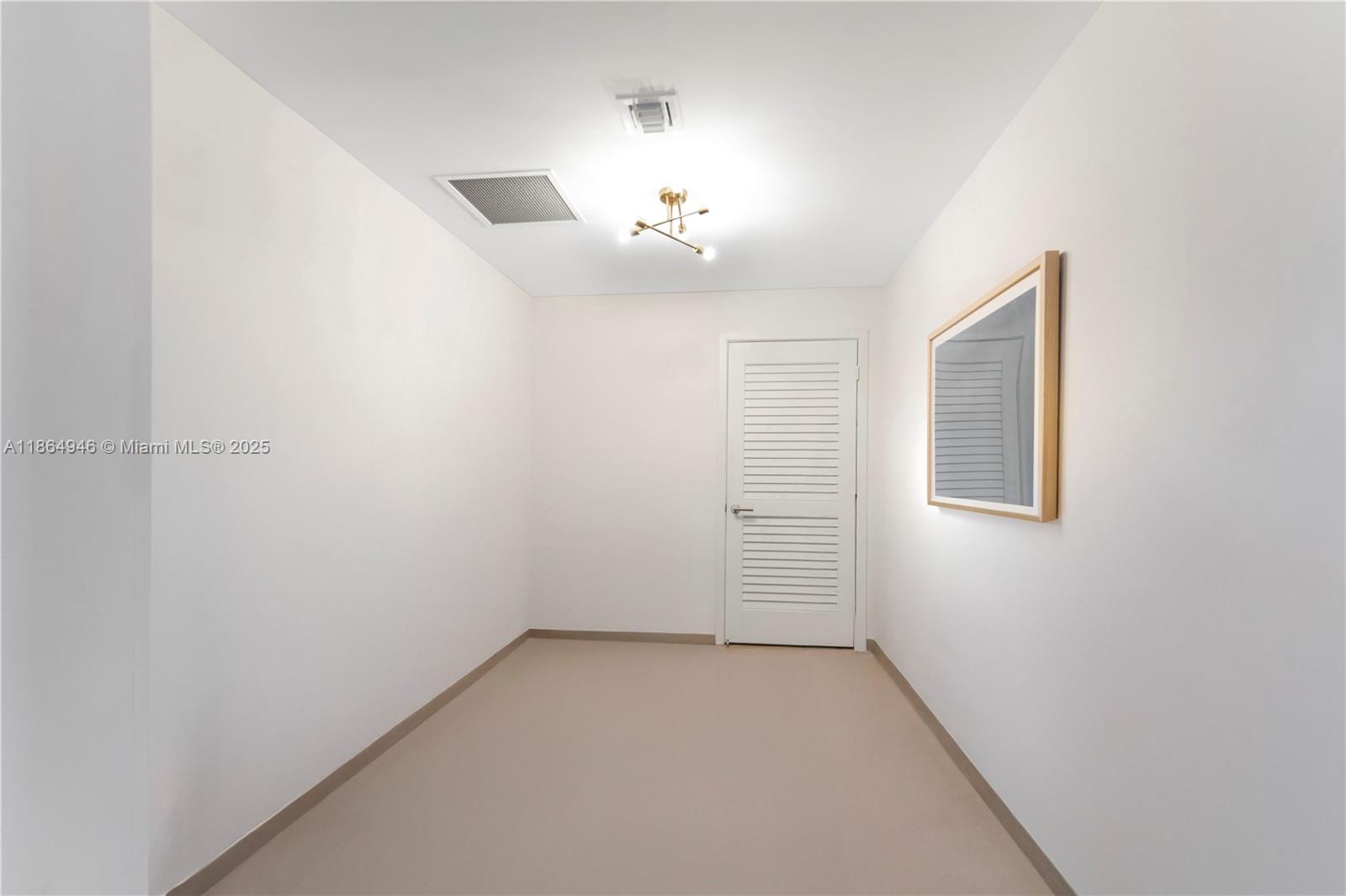 RISE CONDO - Residential