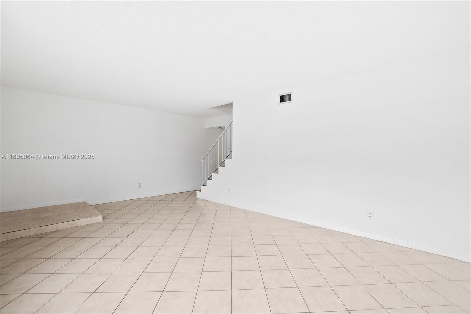 50 Matador Lane 3-23