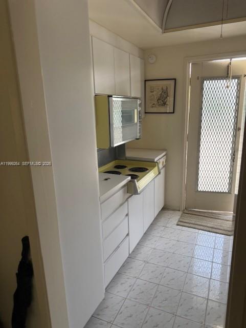 CRYSTAL COVE INC CONDO - Residential