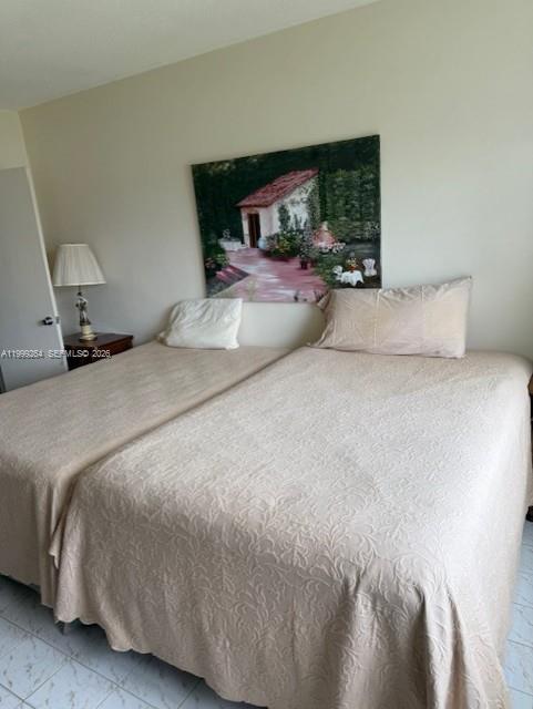 CRYSTAL COVE INC CONDO - Residential