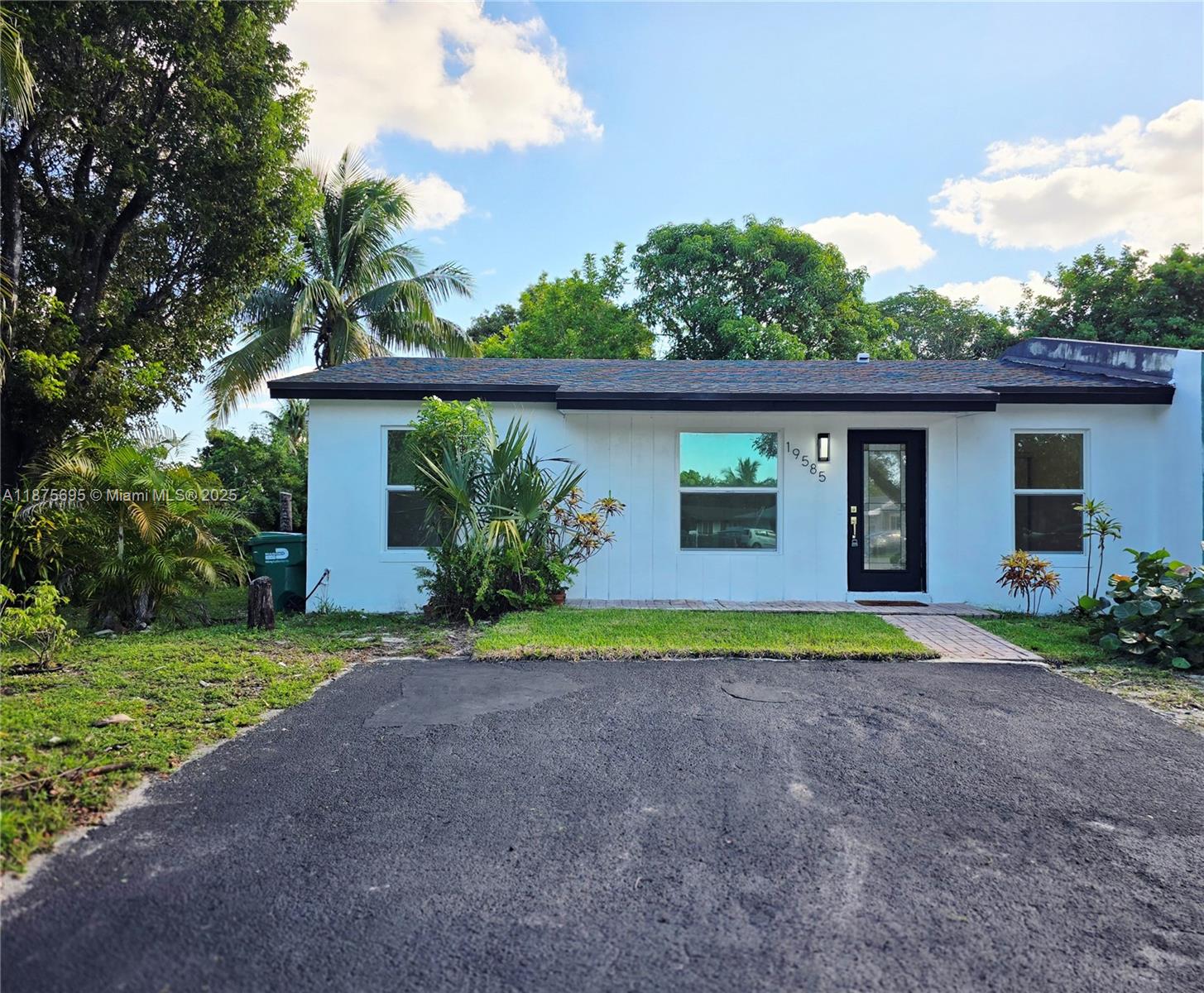 LESLIE ESTATES SEC FOUR - Residential