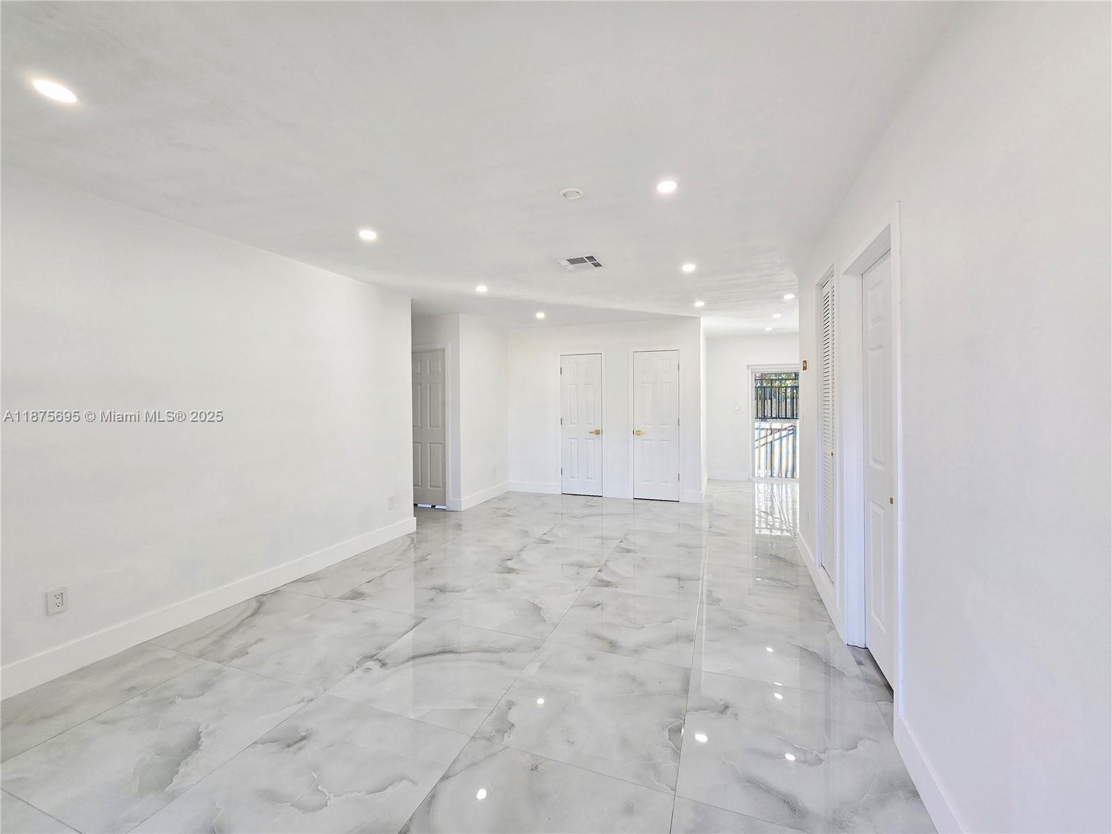 LESLIE ESTATES SEC FOUR - Residential